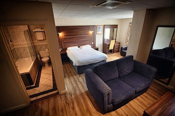 Oliver Cromwell Hotel