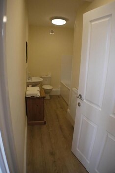 Oliver Cromwell Hotel