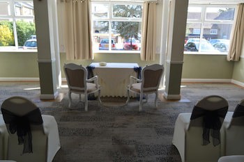 Oliver Cromwell Hotel