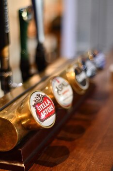 Oliver Cromwell Hotel
