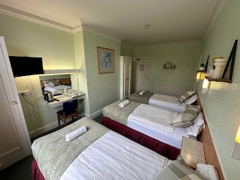 Green Gables Hotel