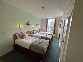 Green Gables Hotel
