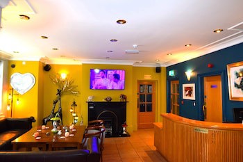 Dovedale Hotel