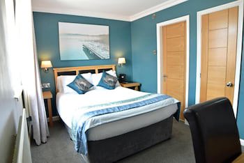 Dovedale Hotel