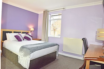 Dovedale Hotel
