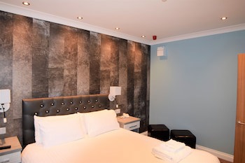 Dovedale Hotel