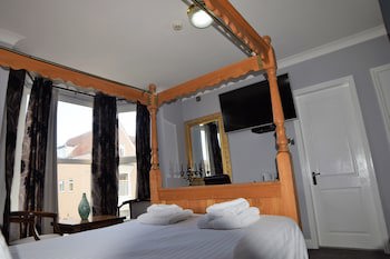 Dovedale Hotel