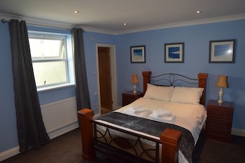 Dovedale Hotel