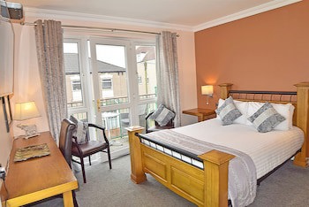 Dovedale Hotel