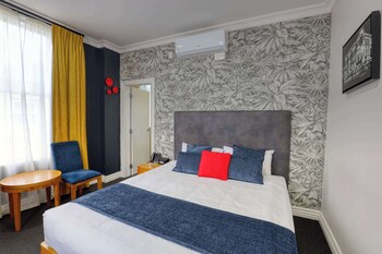 Ramada By Wyndham Hamilton City Center