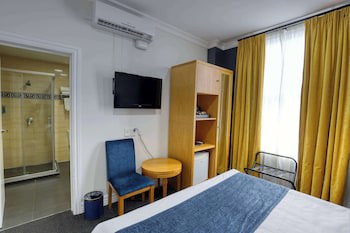 Ramada By Wyndham Hamilton City Center
