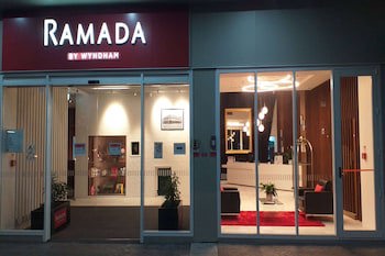 Ramada By Wyndham Hamilton City Center
