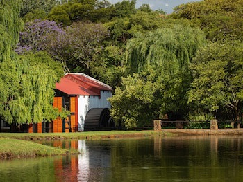 Valley Of The Rainbow Estate
