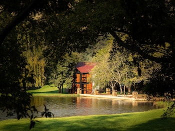 Valley Of The Rainbow Estate