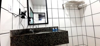 Calamares Hotel (Adult Only)