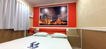 Calamares Hotel (Adult Only)