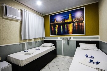 Calamares Hotel (Adult Only)