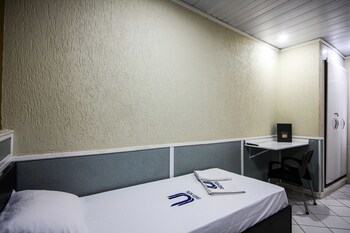 Calamares Hotel (Adult Only)