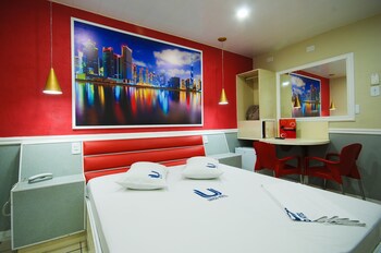 Calamares Hotel (Adult Only)
