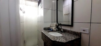Calamares Hotel (Adult Only)