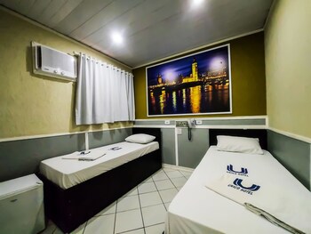 Calamares Hotel (Adult Only)