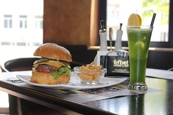 Efbet Hotel