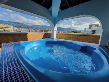 Hotel Alcaravan