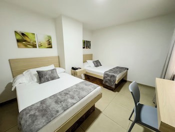 Hotel Alcaravan