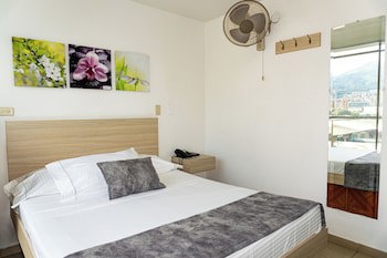 Hotel Alcaravan