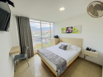Hotel Alcaravan