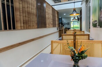 Hotel Alcaravan