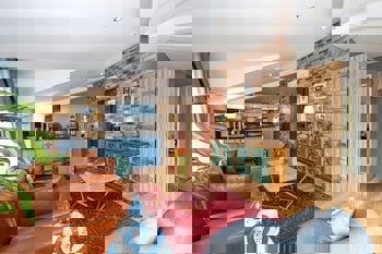 The Marions Suite Hotel