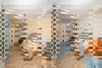 The Marions Suite Hotel