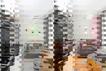 The Marions Suite Hotel