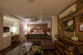 The Marions Suite Hotel