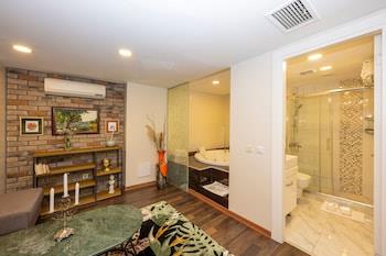 The Marions Suite Hotel