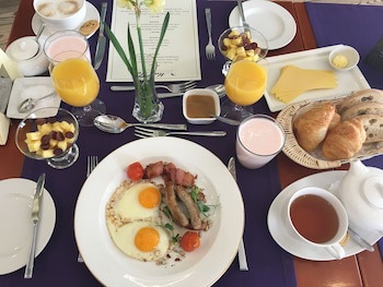 Mama Boutique Hotel & Restaurant