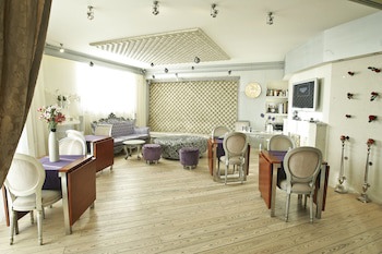 Mama Boutique Hotel & Restaurant