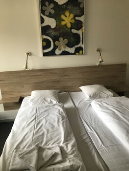 Hotel Medio