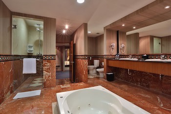 Aryaduta Manado