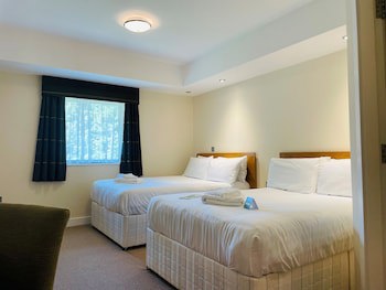 Boston West Hotel