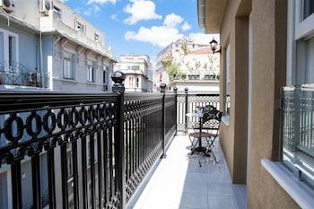 Meroddi Pera Hotel