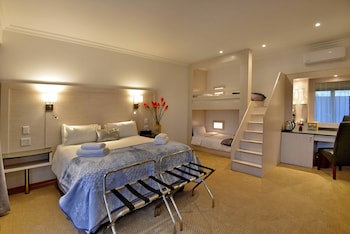Val Du Charron Guest House & Wine Estate