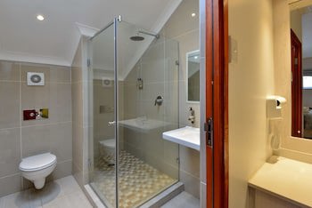 Val Du Charron Guest House & Wine Estate