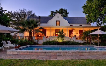 Val Du Charron Guest House & Wine Estate
