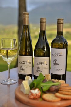 Val Du Charron Guest House & Wine Estate