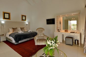 Val Du Charron Guest House & Wine Estate