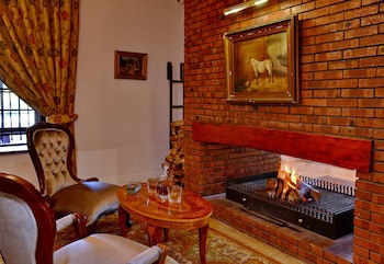 Val Du Charron Guest House & Wine Estate