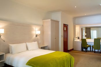 Val Du Charron Guest House & Wine Estate