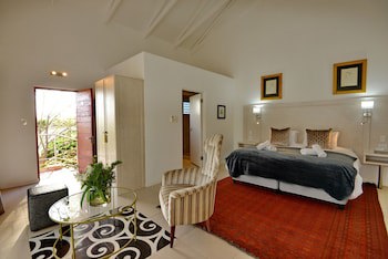 Val Du Charron Guest House & Wine Estate